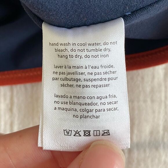 WeWoreWhat Contrast One Shoulder Sports Bra Blue Red Size Large NWT - Picture 11 of 12